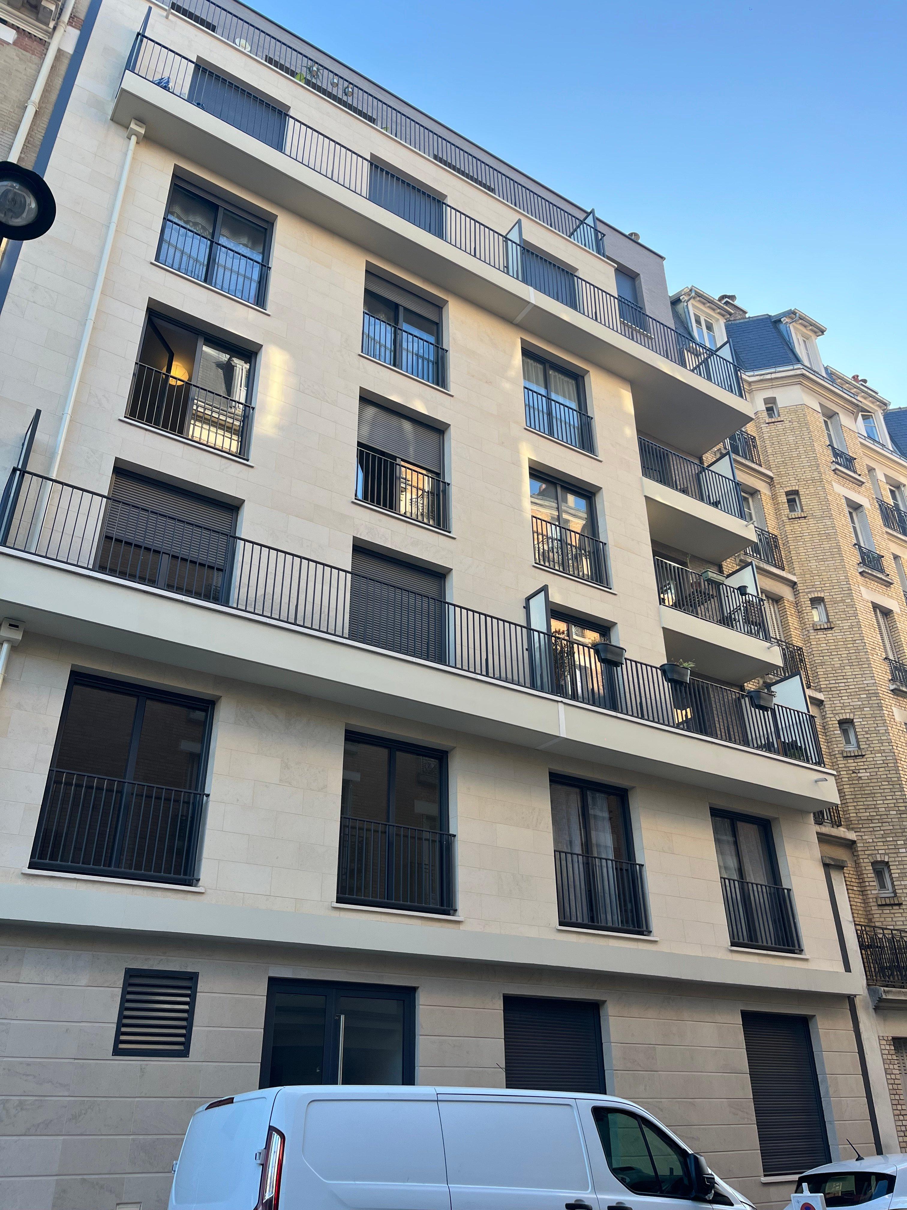 Appartement à Clichy 92110 image 3