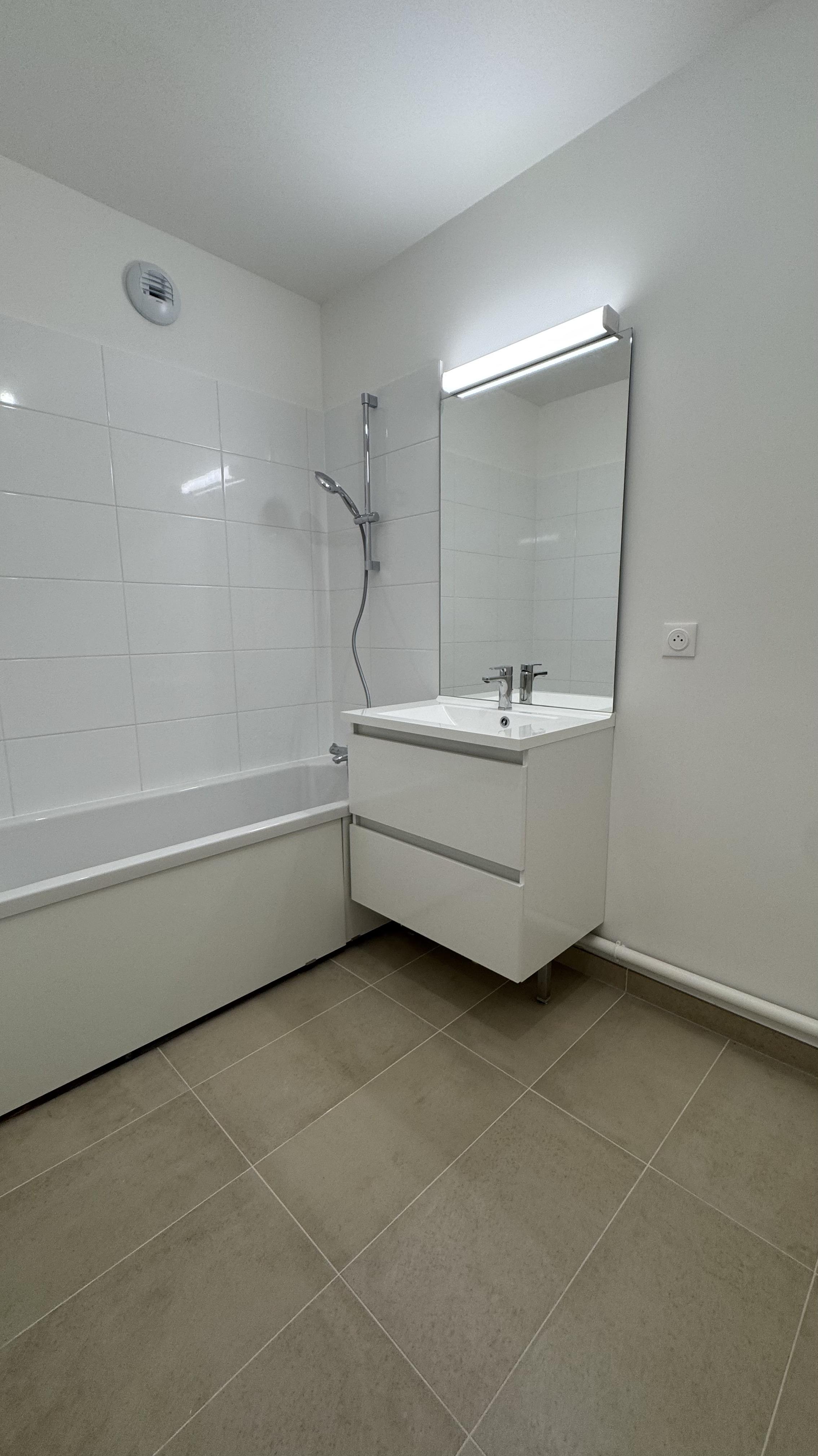 Appartement à Cergy 95000 image 5