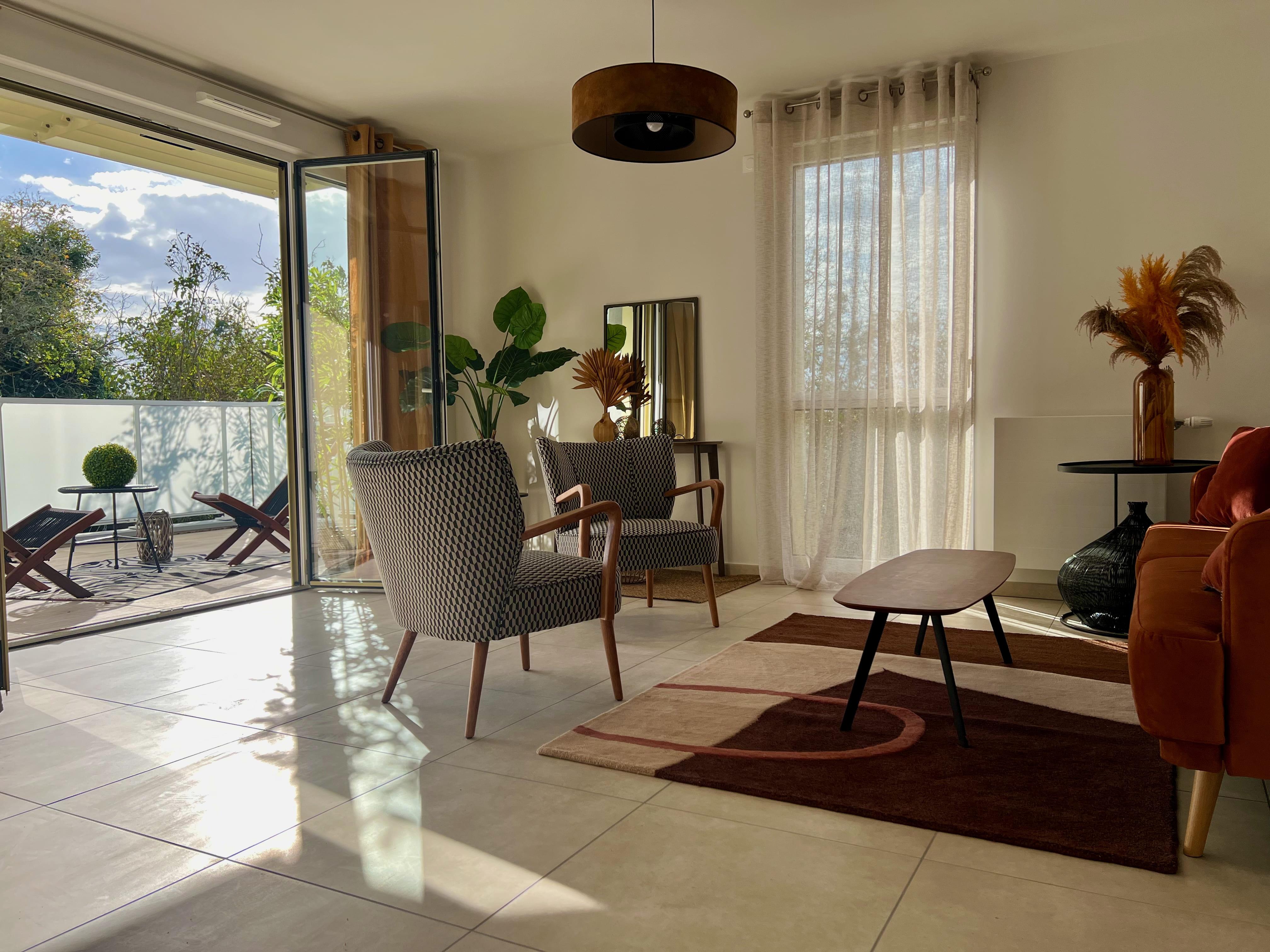 Appartement à Décines-Charpieu 69150 image 2