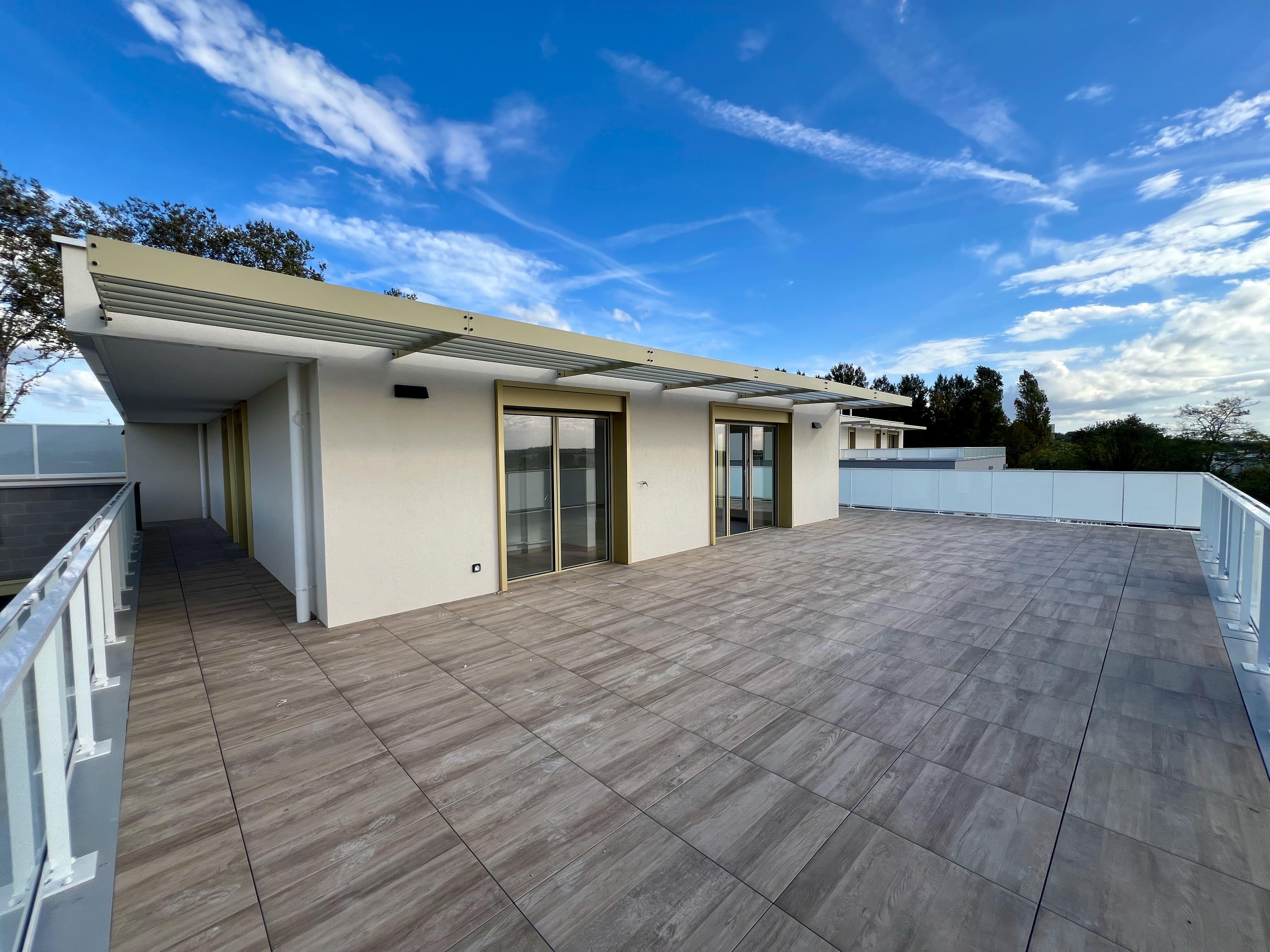 Appartement à Décines-Charpieu 69150 image 10