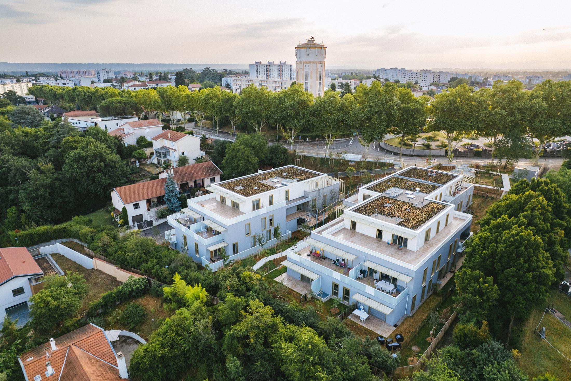 Appartement à Décines-Charpieu 69150 image 15