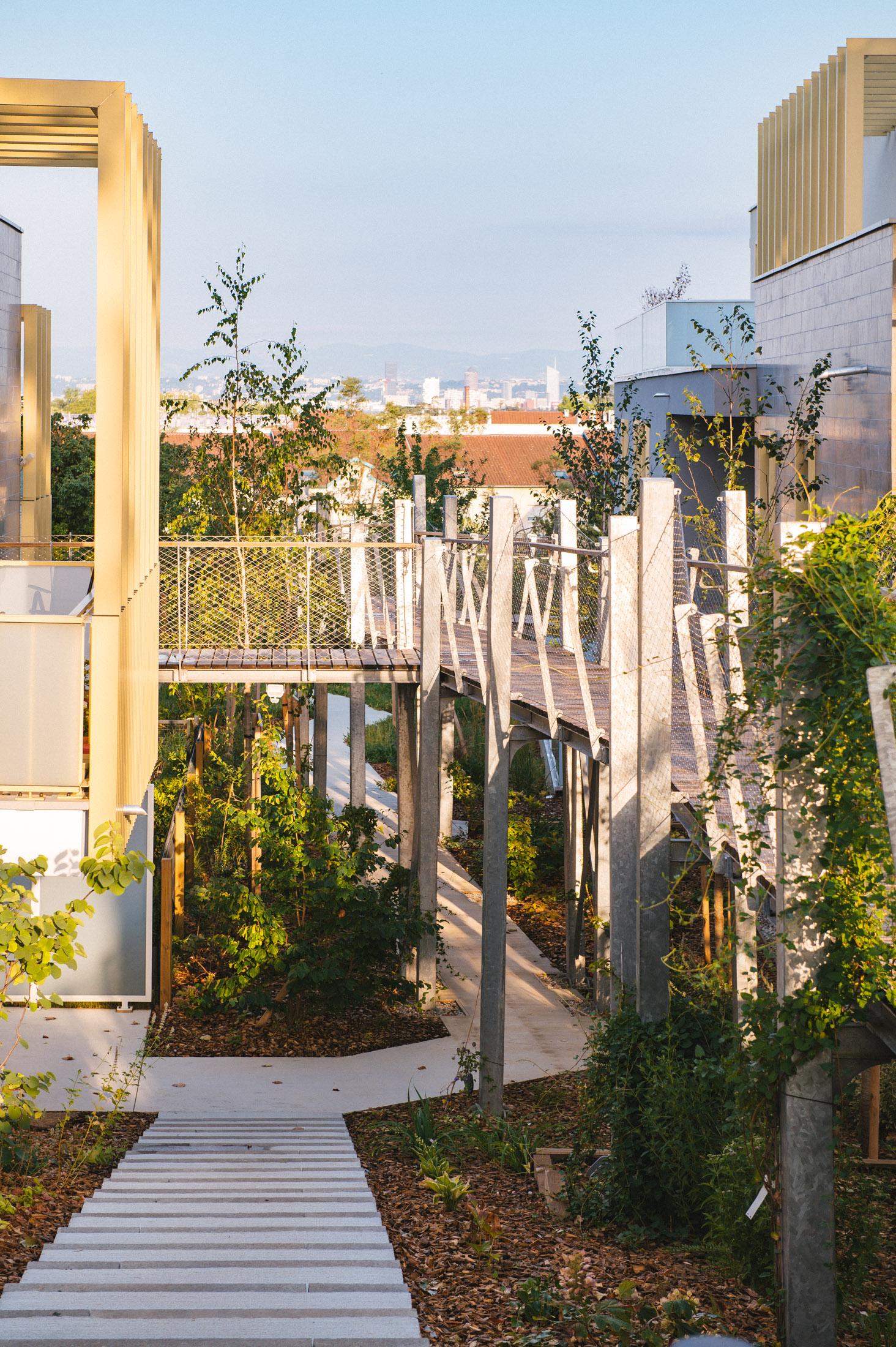 Appartement à Décines-Charpieu 69150 image 21