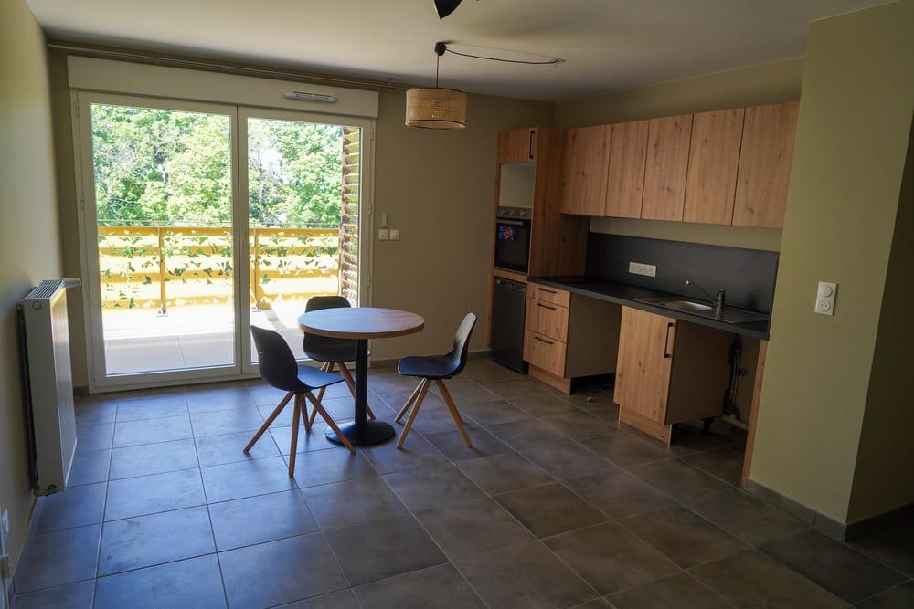 Appartement à Saint-Genis-Laval 69230 image 3