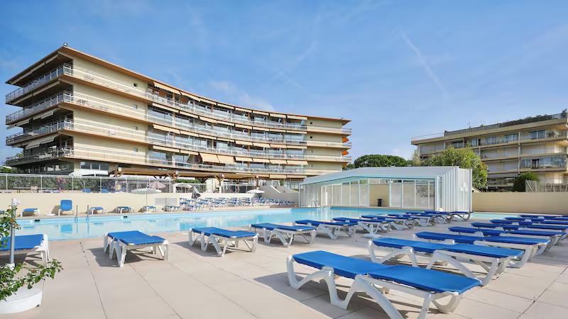 Appartement à Saint-Laurent-du-Var 06700 image 2