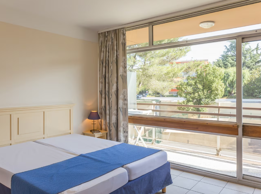 Appartement à Saint-Laurent-du-Var 06700 image 3