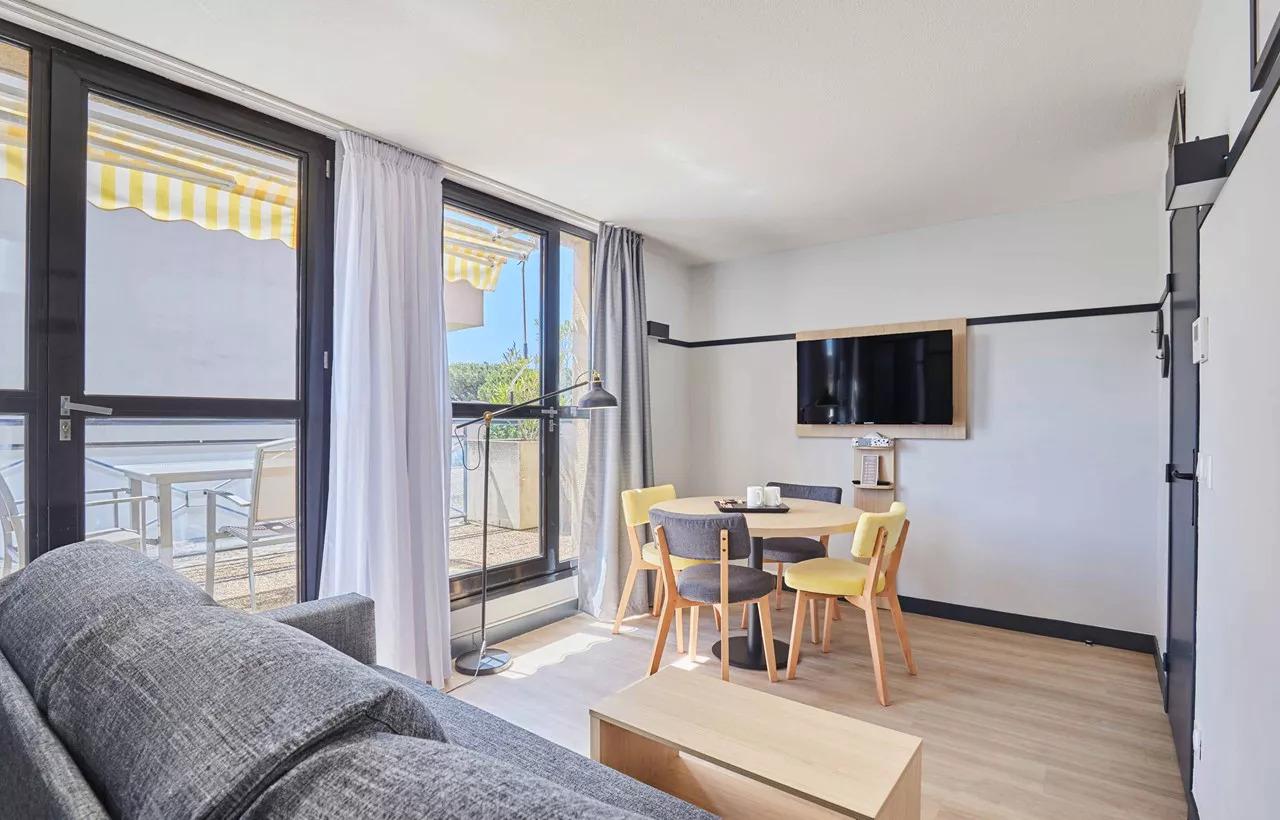 Appartement à Aix-en-Provence 13080 image 2