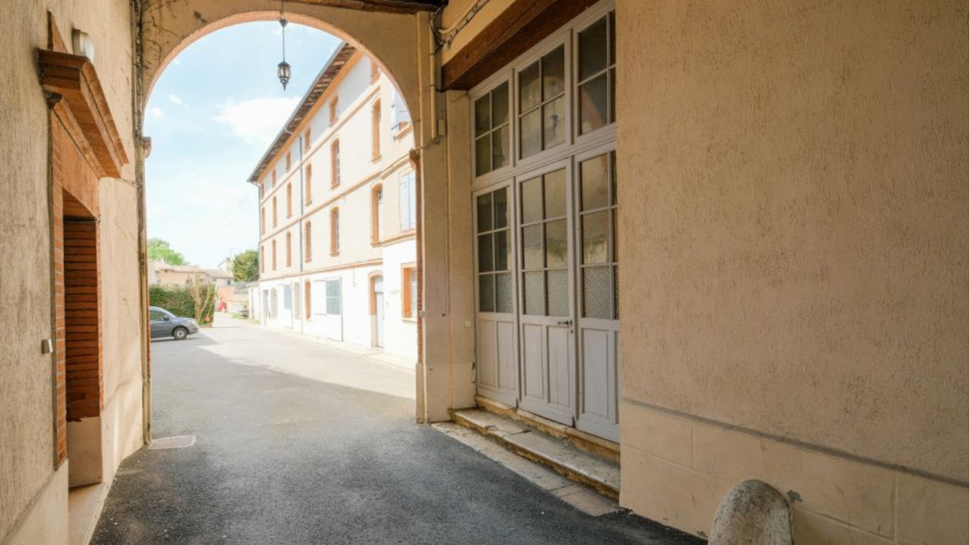 Maison à Montauban 82000 image 3
