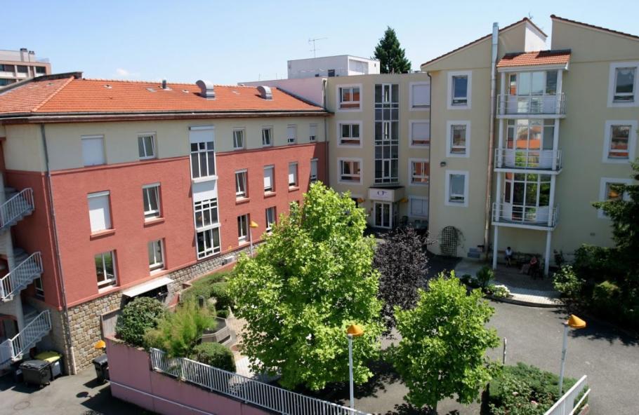 Appartement à Clermont-Ferrand 63000 image 4