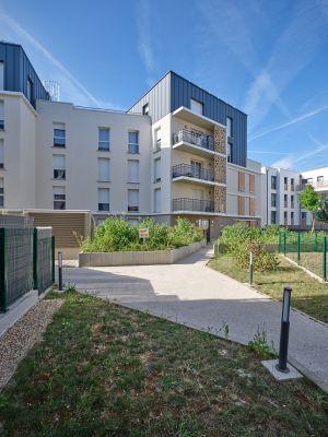 Appartement à Noisy-le-Grand 93160 image 2