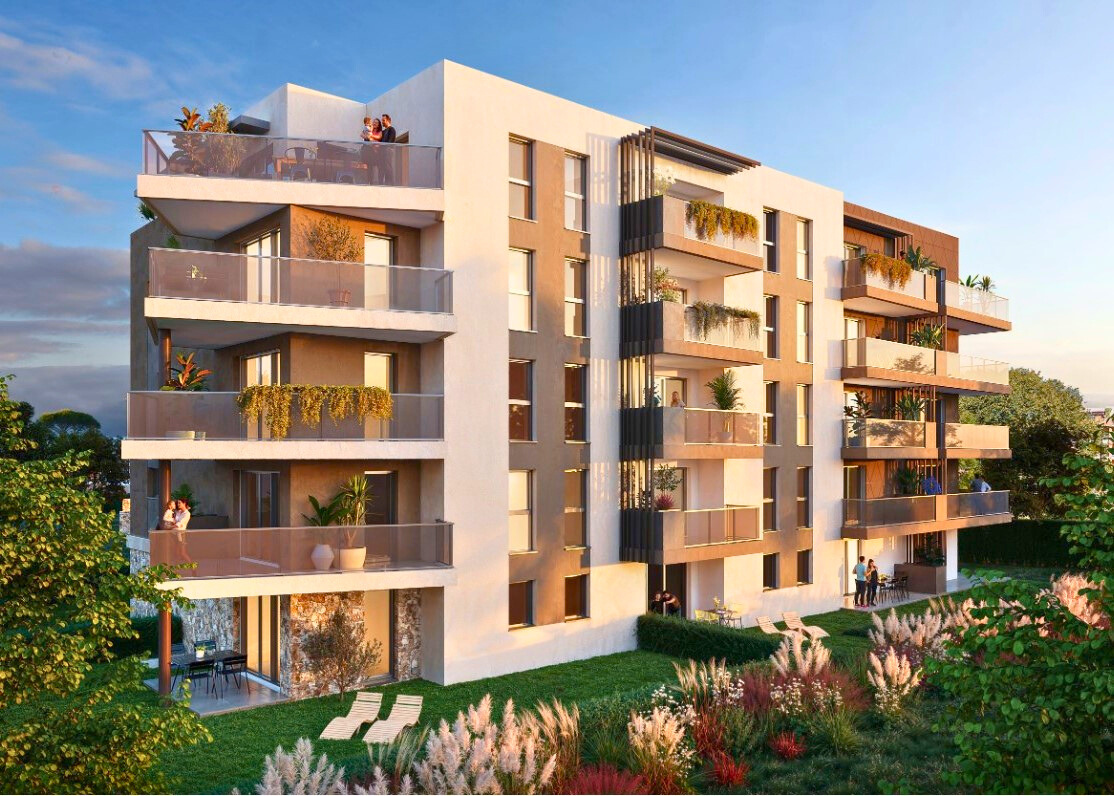 Un havre de sérénité sur les hauteurs verdoyantes d’Antibes