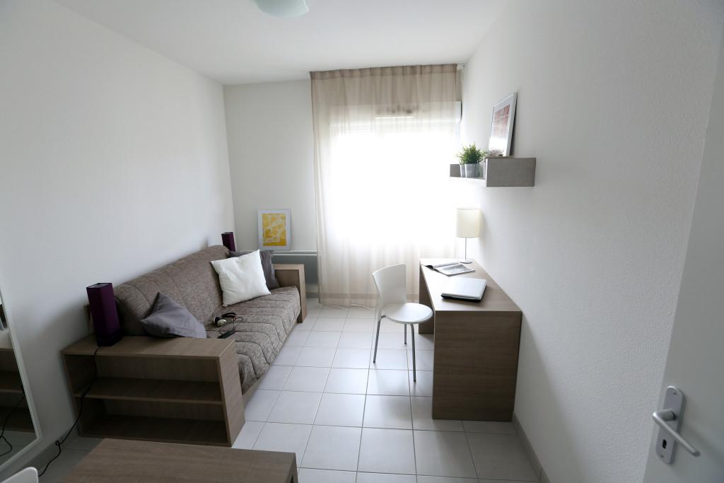Appartement à Joué-lès-Tours 37300 image 2