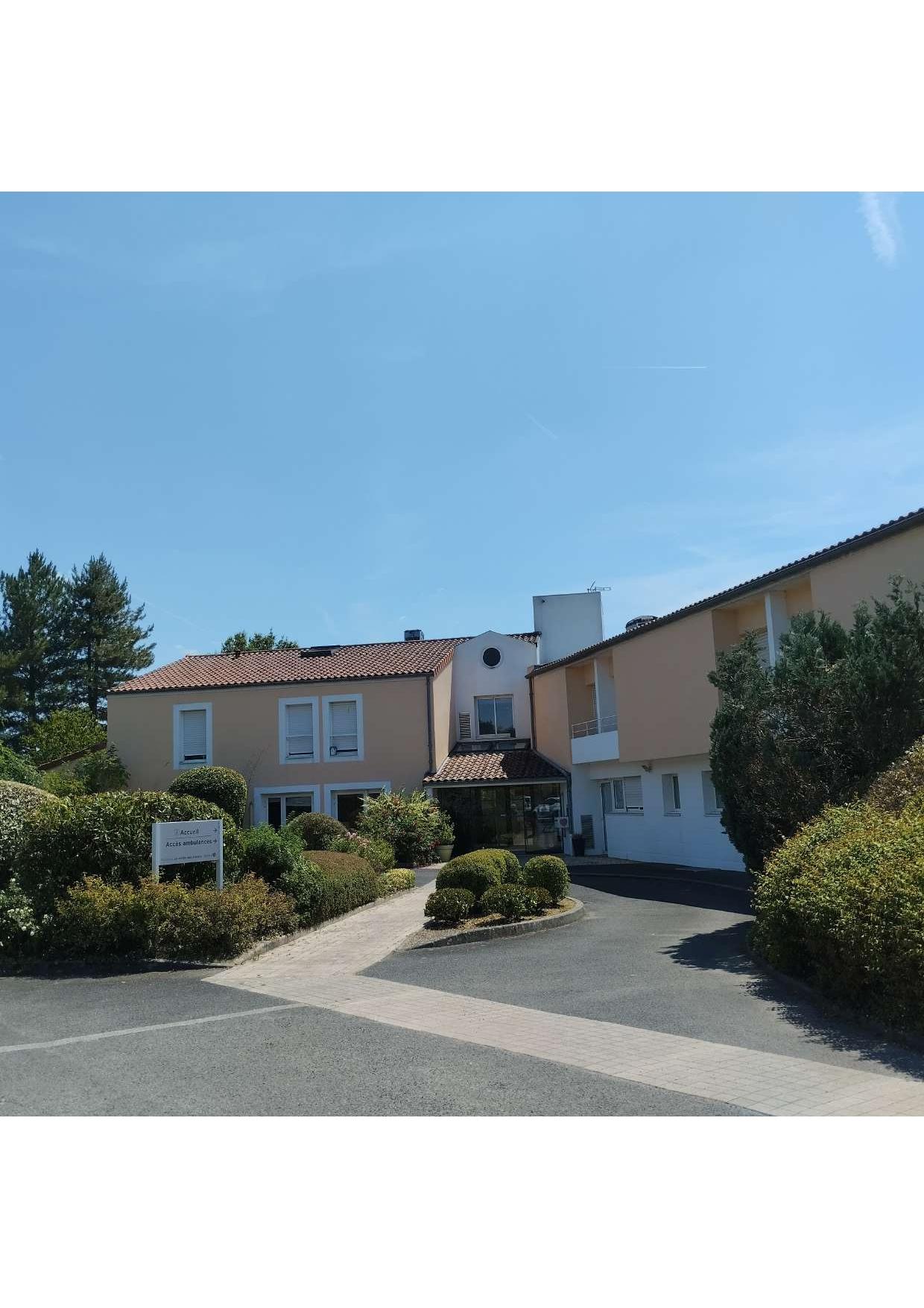 Appartement à Isle-Jourdain 86150 image 2