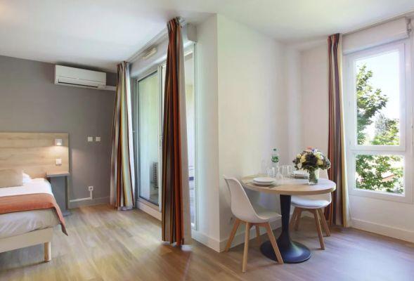 Appartement à Beaurecueil 13100 image 14