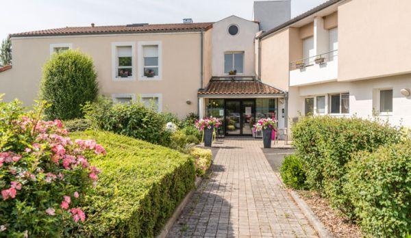 Appartement à Isle-Jourdain 86150 image 14