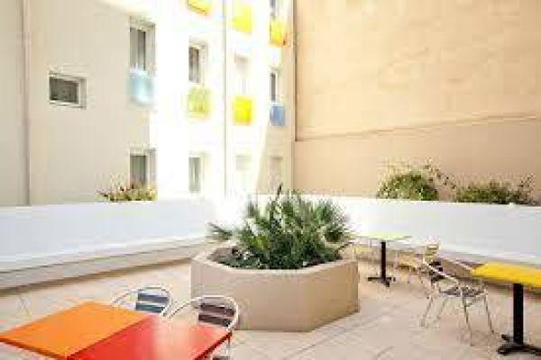 Appartement à Marseille 06 13006 image 9
